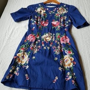 Blue open-back floral embroidered mini dress